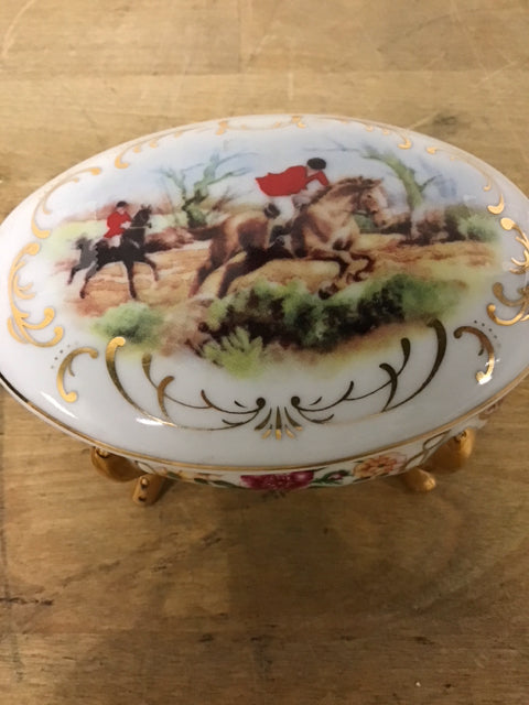 4.5" Horse Riders Lidded Trinket Box