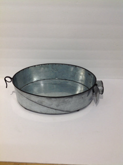 14" Oval Metal Bucket w/Handles