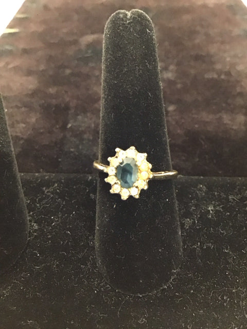 Gold Ring w/Labradorite Stone