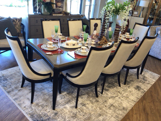 Trendex Furniture Dining Table W/8 Chairs/Leaf