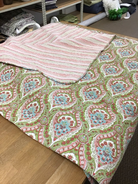 QUEEN Quilted Multicolor Bedspread