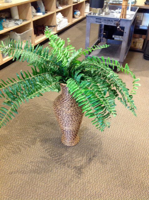 Lg Fern in Woven Seagrass Floor Vase