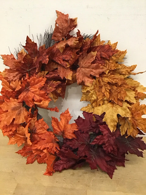 18" Fall Leaves Wreath