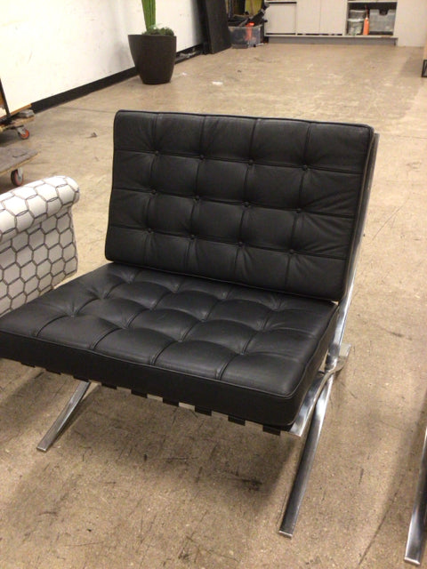 Black Barcelona Chair