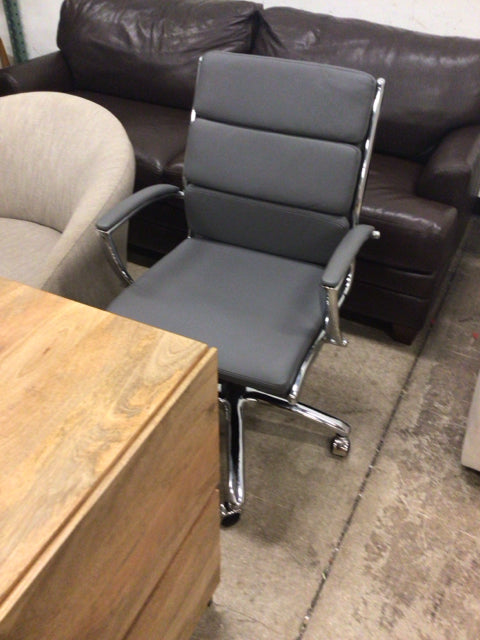 Grey & Chrome Desk Chair