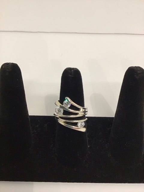 Silver Ring w/Rhinestones
