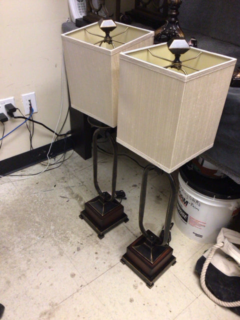 Pair Of Metal Oval Table Lamps W/Shades