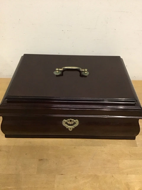 15"x11" Mahagoney Jewelry Box