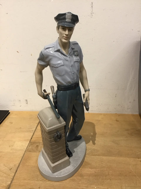 Llardro 5960 On Patrol