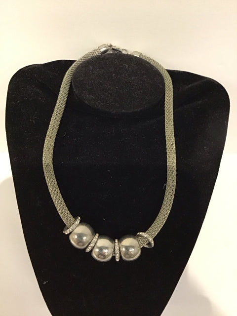 Silver Mesh Necklace w/ Silver Balls