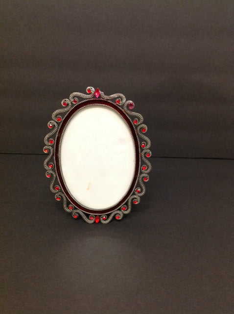 Oval Metal Frame w/Red Crystals