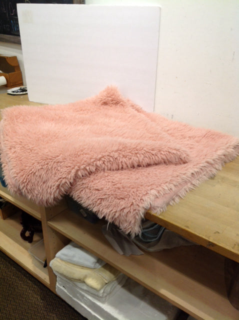 Dusty Pink Shag Throw
