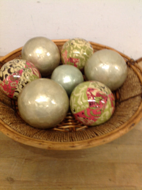 Bowl- 16" Wood Wicker W Decorative Balls