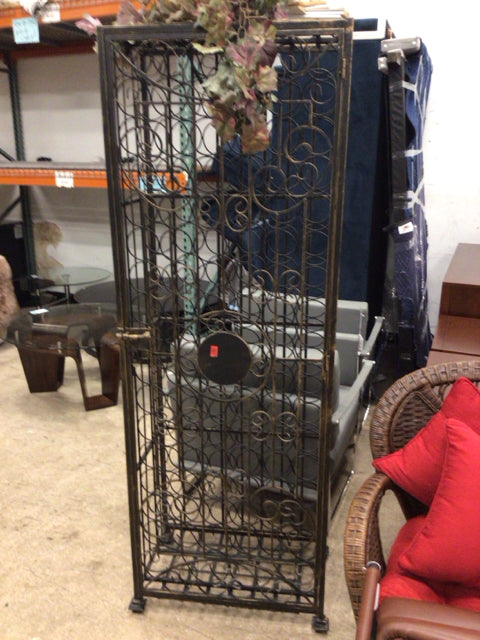 Black Metal Scroll Wine Rack W/Faux Floral