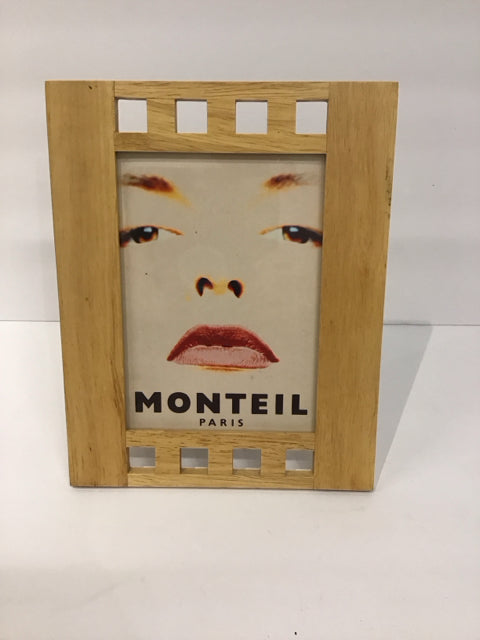 5x7 Wood Picture Frame w/Square Openings