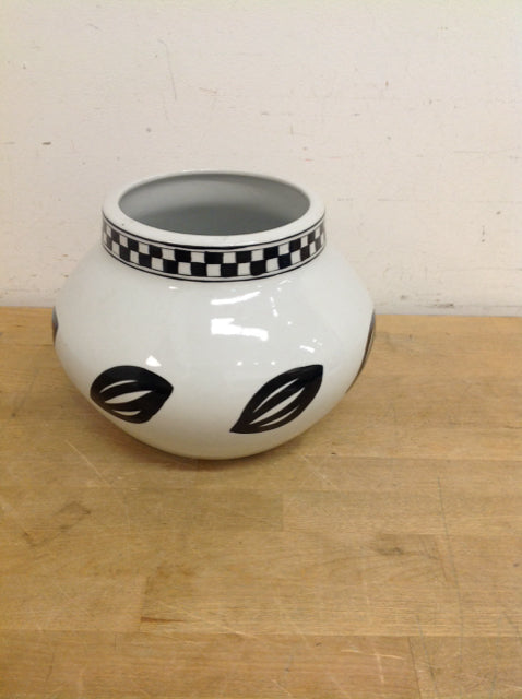 8" Ceramic Painted Vase