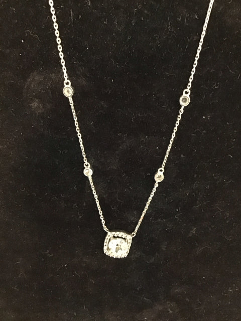 Silver Tone Necklace w/Crystal Pendant