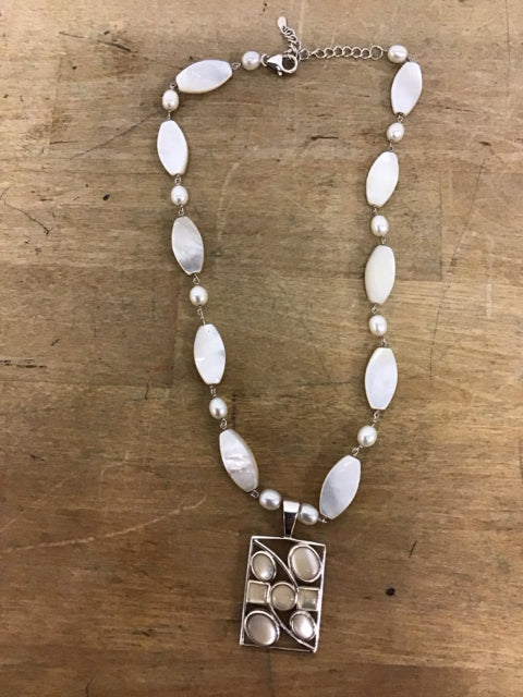 Mother Of Pearl Flat & Round Pear Necklace W/Silvertone