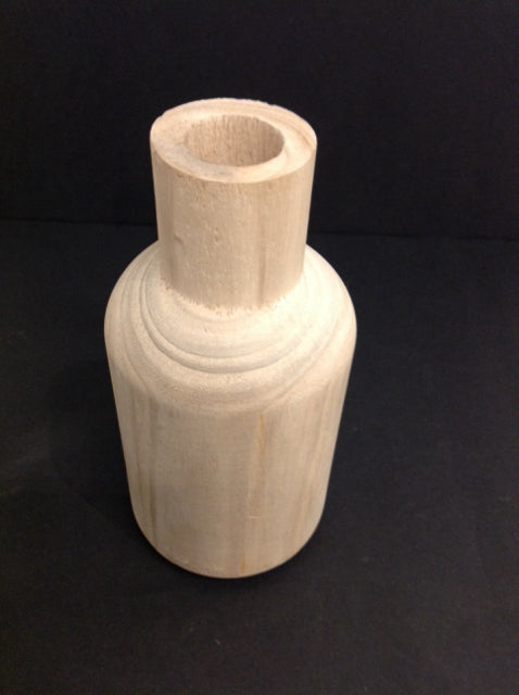 8.5 Wooden Vases/Urns