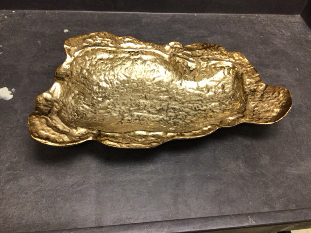 Gold Scallpoed Rim Textured Tray