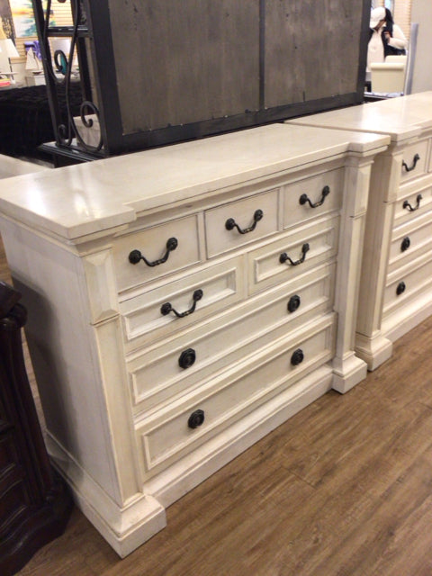 Henredon 7 Drawer/Travertine Top Chest