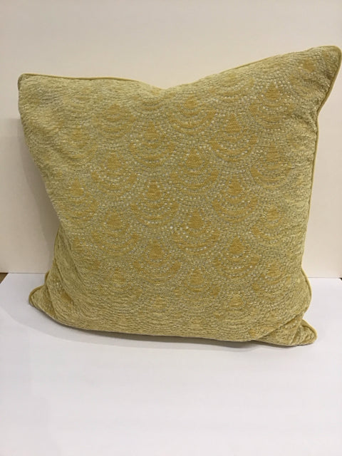 Yellow/Gold Chenille Shell Pattern Pillow