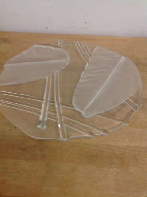 13" Frosted Glass Leaf Tray