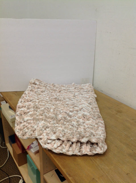 Pink/Beige/White Woven Throw