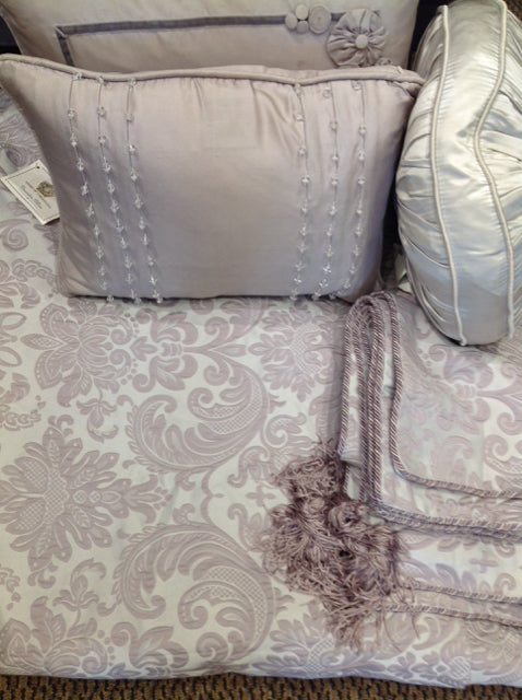 King- 6 Pc Lilac Damask Bed Set