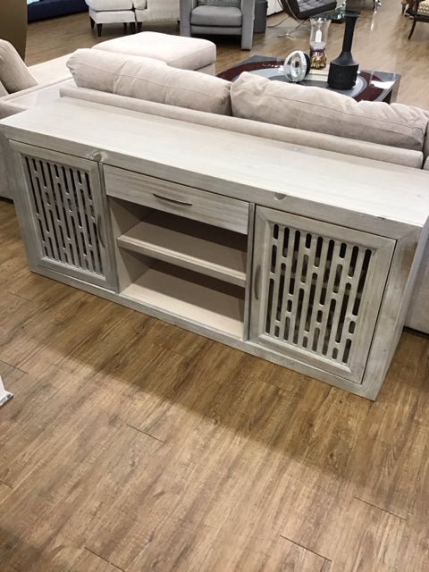 Weathered Wood 2-Door Console w/Drawer