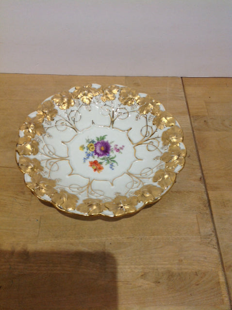 10" Meissen Porcelain Plate Raised Gilt