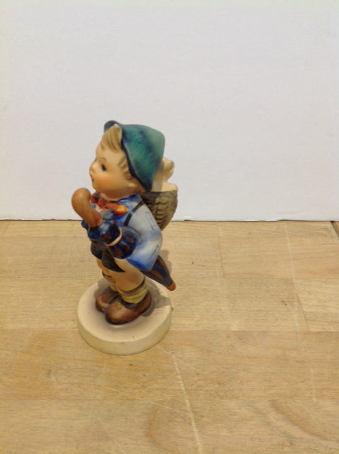 5" Hummel Boy w/Umbrella