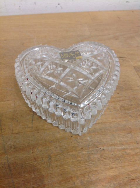 Mikasa Crystal Heart Trinket Box