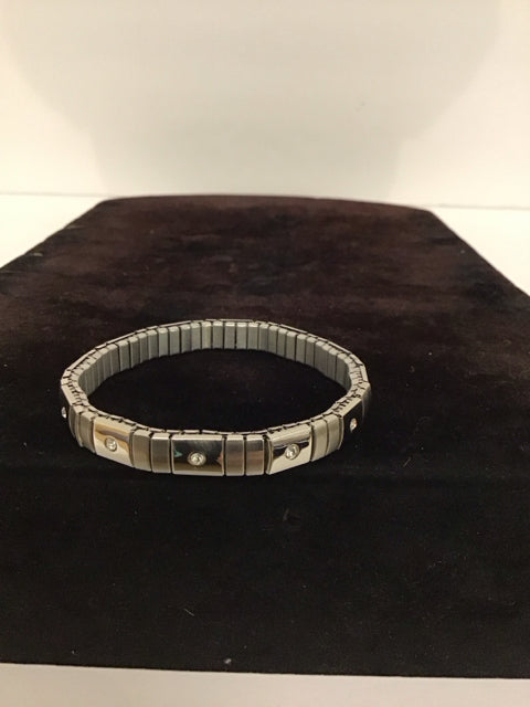 Silver Stretch Bracelet w/Crystal Accents
