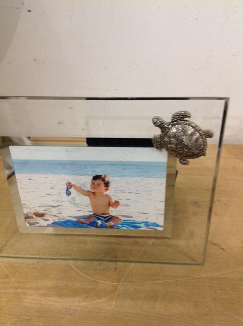 Photo Frame- 4" X 6" Glass Turtle