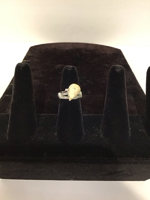 Silver Wire Ring w/White Stone