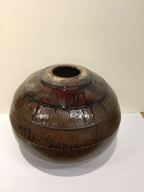 14" Black/Tan Enamel Drip Pottery Vase