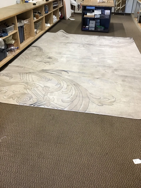 9'3" X 12' 9" Nourison Mocha Rug AS-IS Small Stain