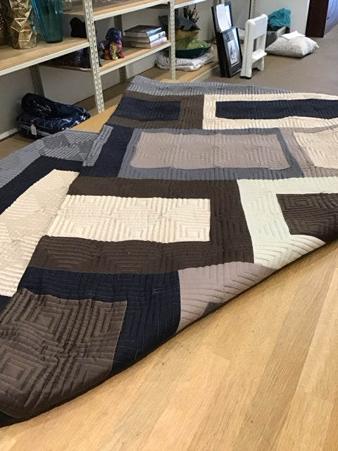 KING Multicolor Quilted Geometric Comforter