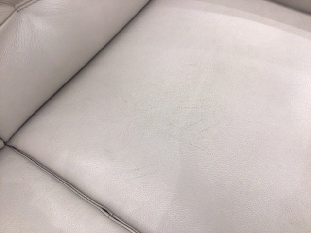 AS-IS Natuzzi Capriccio Grey Leather Sleeper Sofa(Leather Scratched)
