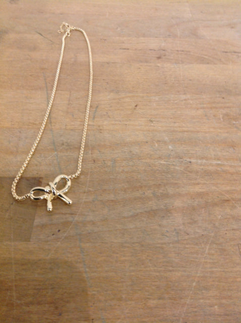 Necklace- Yurman Style Gold Bow