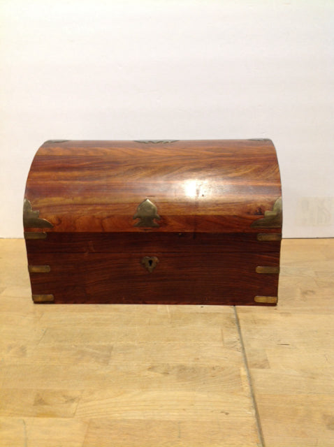 14"x9" Trunk Top Wooden Box