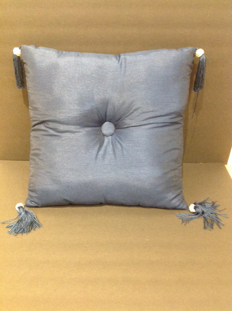 Sq Blue Silk Pillow w/Tassels