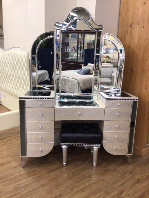 Michael Amini Hollywood Swank Crystal Croc Vanity & Mirror