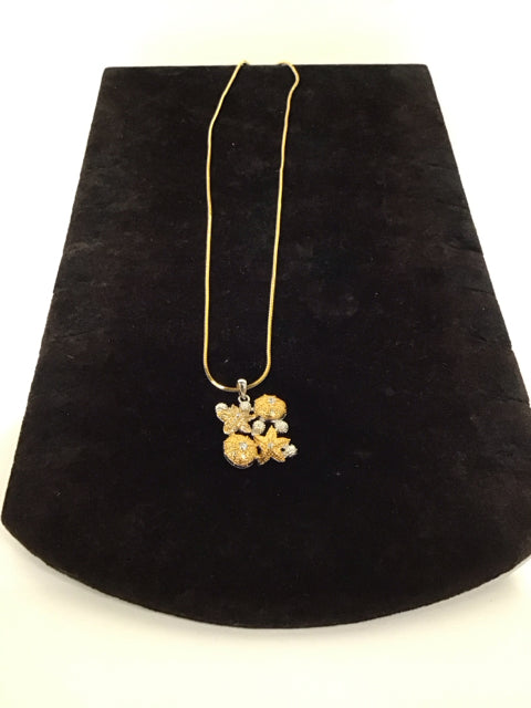 Gold Tone Necklace w/Sea Life Pendant