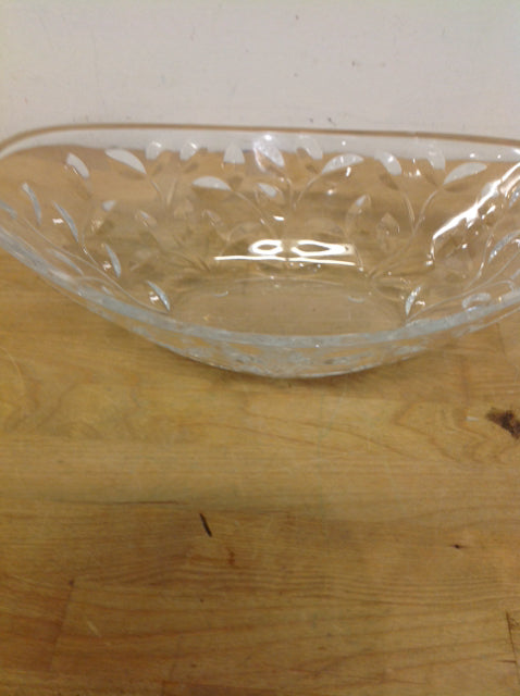 Bowl-13" Clear Glass Leaf