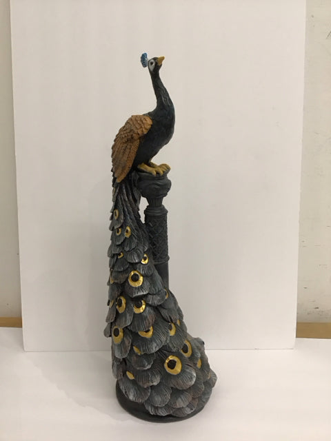 20" Crosa Like Toscano Peacocks