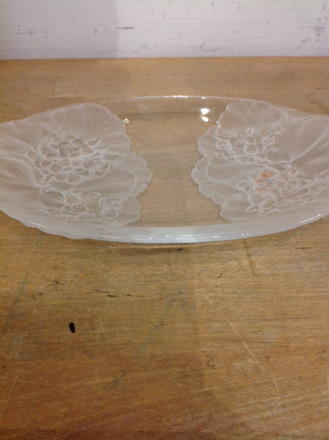 9" Frosted Flower Glass Tray