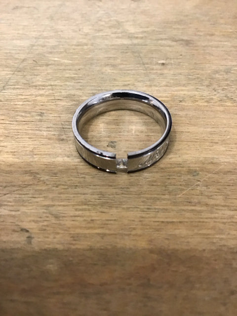 Silvertone CZ Stones Ring