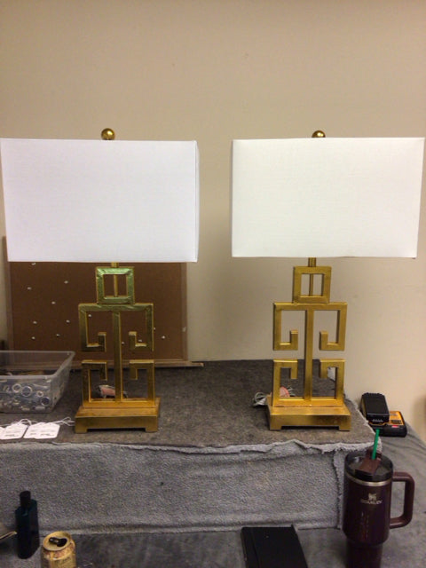 27 1/2" Pair Of Gravenhurst Metal Antique Gold Table Lamps W/Shades